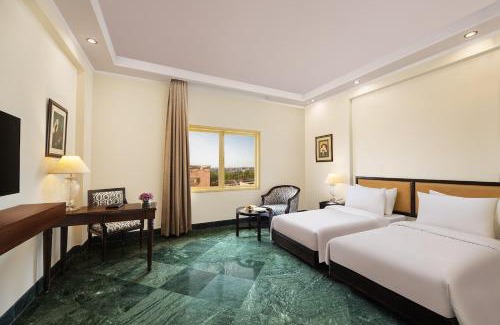 Sindhi Camp Hotel | V Sarovar Portico MI Road Jaipur