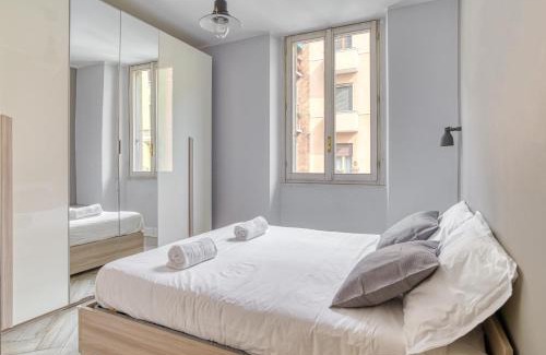 Loreto Apartment | V2 Apartments near Centrale