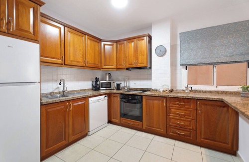 Los Gigantes Apartment | Vacation Home "Great Sunset Views Los Gigantes" with Shared Pool & Wi-Fi