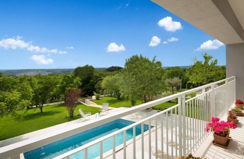 Stanisovi House | Vacation home Chiara by Interhome