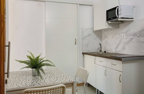 Vegueta Apartment | Vacation Home "Massimo Tipo 2" with Mountain View, Terrace & Wi-Fi