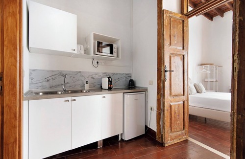 Vegueta House | Vacation Home 'Apto Don Pepe - Casa San Marcial' with Shared Terrace and Wi-Fi