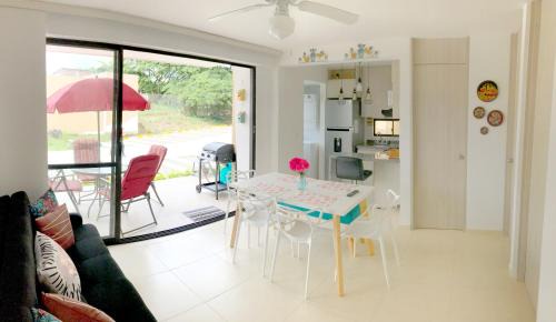 La Tebaida Apartment | Vacaciones en el Eje Cafetero Parque del Cafe Piscina Aire A 103G