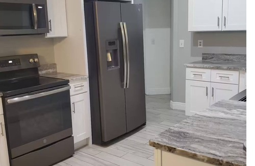 Doral Woods House | Vacation 3-bed/2bath house with renovated pool!