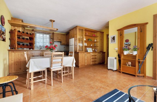 La Mancha Apartment | Vacation Apartment “Las Viñas 1” near the Beach with Mountain Views & WiFi