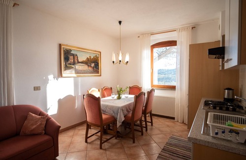 Suvereto Apartment | Vacation apartment/apartment for 7 guests with 60m² in Poggio Al Turco (128673)