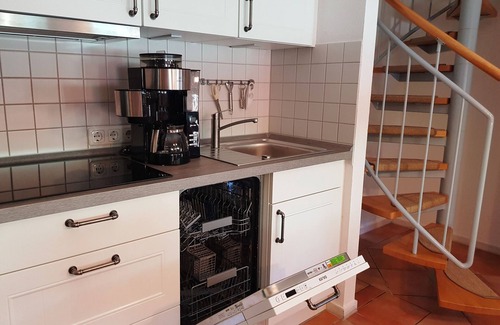 Neuensien Apartment | Vacation apartment 05 in Haus am See - Schilfperle