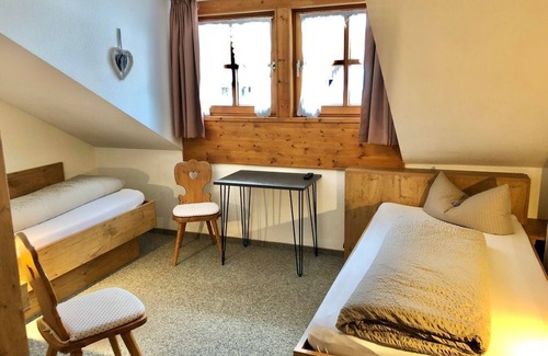 Steinach Bed & Breakfast | Vacation apartment 89 - Pension Vendel