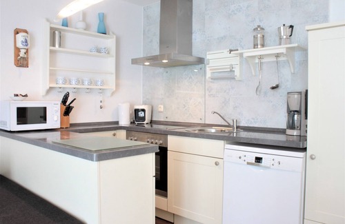 Oertzenhof Apartment | Vacation apartment "Blume" on Poel
