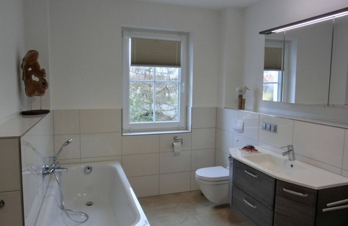 Seeheilbad Graal-Muritz Apartment | Vacation apartment LP7 "Seestern" - 3-room apartment (approx. 92 m²) for 5 persons - on the 2nd floor in