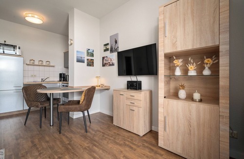 Muritz Apartment | Vacation apartment Müritzloge - with a view over the Waren harbor