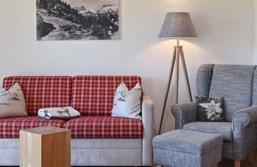 Rofleuten Apartment | Vacation apartment Falkenstein No. 4 on the first floor - Landhaus am Rosenbächle