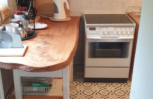 Fritzlar Apartment | Vacation apartment Regilturm in the heart of Fritzlar with balcony and garden use 1-5P