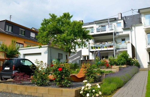Detzem Apartment | Vacation apartment "Riesling" - Apartments Moselterrasse