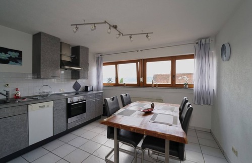 Sipplingen Apartment | Vacation apartment Säntisblick, 65 sqm, 2 bedrooms, 3 balconies, max. 4 persons