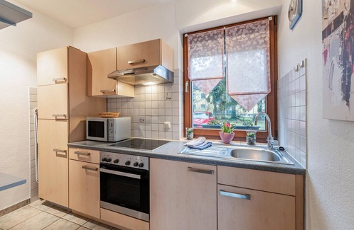 Bottrop Apartment | Vacation apartment 'Severin N° 2' with private terrace and Wi-Fi