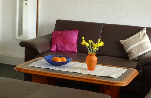Glueckstadt Apartment | Vacation apartment (terrace) in Glückstadt directly on the waterfront