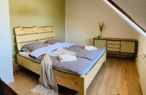 Hofgeismar Apartment | Vacation apartment with fireplace oak 125sqm, 4 bedrooms, max. for 10 persons