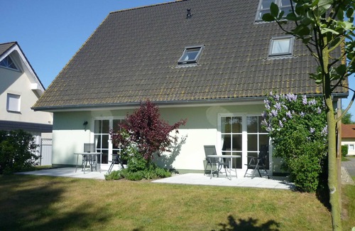 Karlshagen Apartment | Vacation apartment Wiesenblick 2-1 bedroom up to max. 3 pers. - Vacation home Wiesenblick