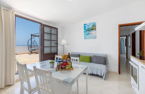 Guime Apartment | Vacation 'Aurora' with Mountain View, Private Pool and Private Terrace