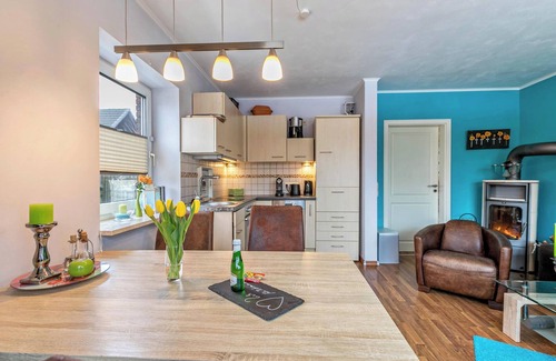 Friedrichskoog-Spitze House | Vacation Home “Ongi” near the Dyke with Wi-Fi, Terrace & Garden