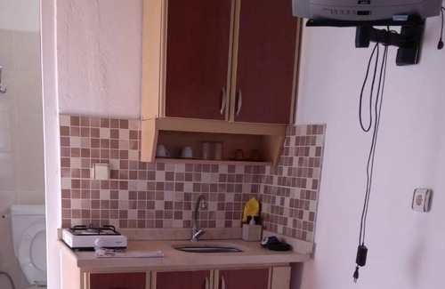 Marmara Apartment | Vacation Flat Near Seashore on Avsa Island