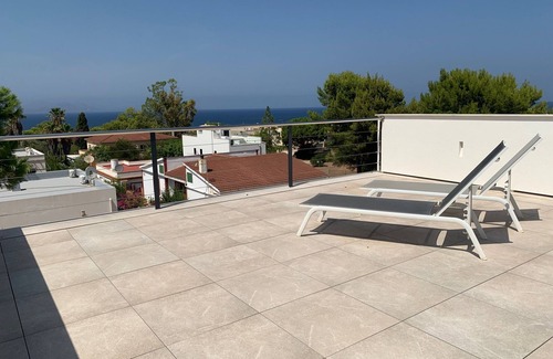 Urbanizacion Mont Ferrutx House | Vacation Home 'Ca n Aleix' with Sea & Mountain View, Pool, Balcony, A/C & Wi-Fi