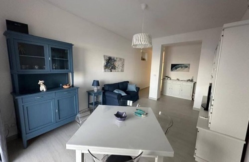 Capo Mulini House | Vacation home by the sea, for couples and families, in the typical village of Capomulini.