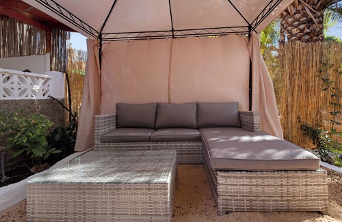 Pajara House | Vacation Home "Casa Alexis" with Wi-Fi, Terrace & Garden