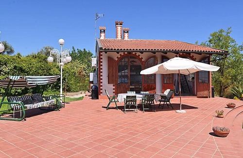 Solarino House | Vacation home Casa in Floridia - 4 persons, 2 bedrooms