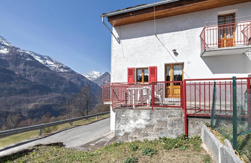 Agro House | Vacation Home 'Comero' close to Skiing Area with Mountain View, Garden, Terrace & Balcony