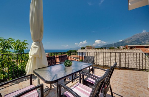 Utjeha House | Vacation home for 4 guests with 130m² in Utjeha-Bušat (264400)