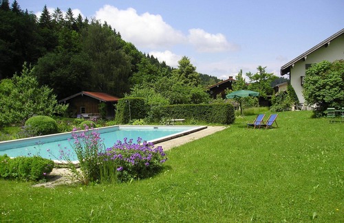 Ruhpolding House | Vacation home for single occupancy on a Bavarian farm with idyllic garden