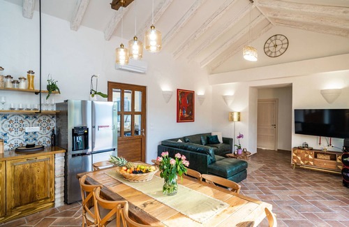 Molunat House | Vacation home Palma by Interhome