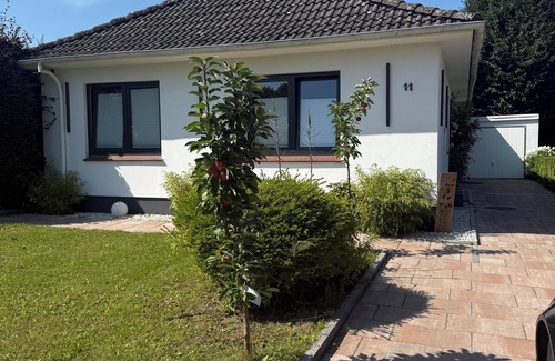 Glueckstadt House | Vacation home in Glückstadt - with garden & close to the Elbe