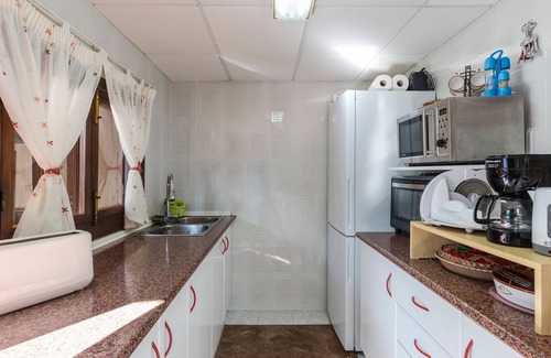 Playa Honda House | Vacation Home "Monika" with Shared Pool, Tennis Court & Wi-Fi