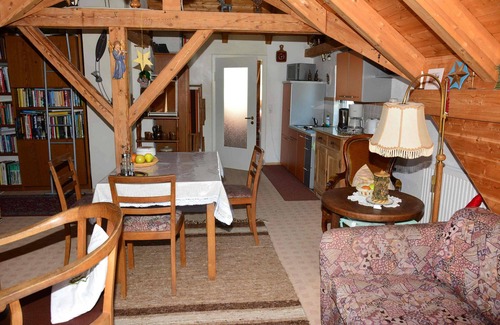 Diedorf Markt Apartment | Vacation home on the top floor with large living area and balcony