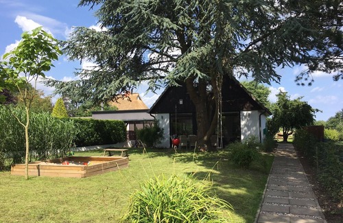 Dohnsdorf House | Vacation home Ostseelust - detached house with garden