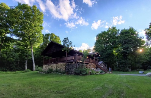Shingleton House | Vacation home sleeps 20, Close to Lake Superior & Very private.