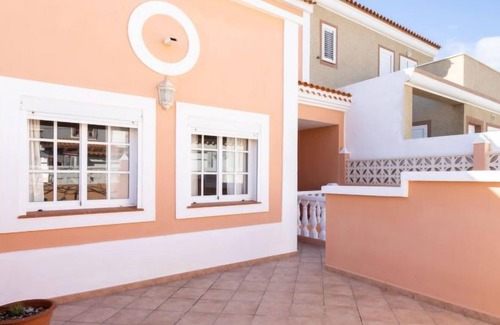 Fasnia House | Vacation home Sunny House El Roque in Fasnia - 6 persons, 3 bedrooms