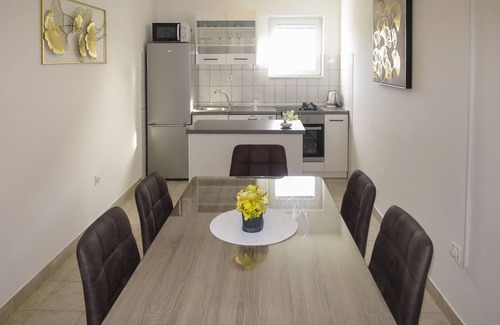 Privlaka House | Vacation home Tone by Interhome