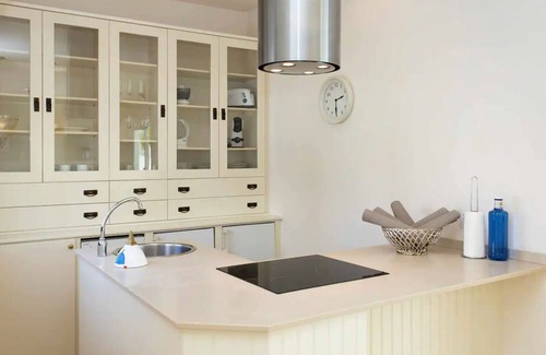 Geafond Villa | Vacation Home "Villa 103" with Mountain View, Pool & Wi-Fi
