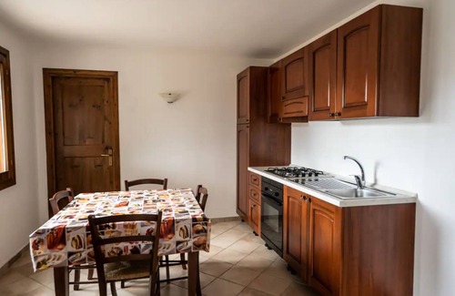 Badesi House | Vacation Home "Villa Vigna" with Sea View, Shared Pool & Wi-Fi