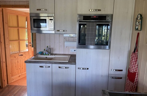 Saalfeld-Saale Cabin | Vacation home with fairy-like view and wood-burning stove