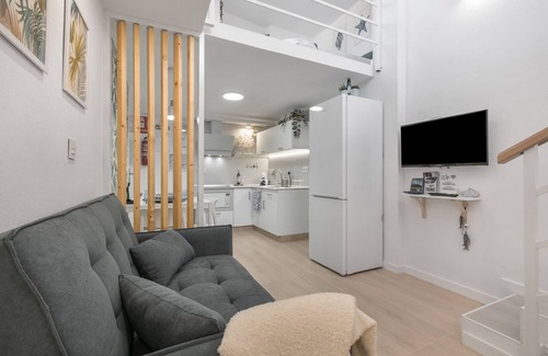 Punta del Hidalgo Apartment | Vacation 'Mini Casa Azul' with Sea View and Wi-Fi