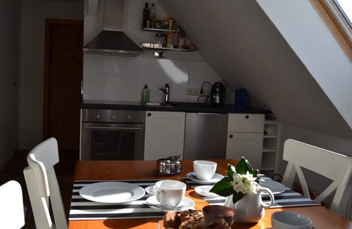 Waabs Apartment | Vacation on the manor - small cozy apartment near the Baltic Sea