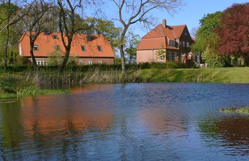 Waabs Apartment | Vacation on the manor - small cozy apartment near the Baltic Sea