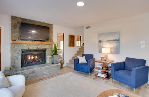 Pottsboro House | Vacation Rental at Lake Texoma, 5 Min Walk!