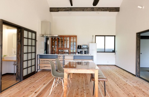 Hidaka-mura House | Vacation Rental near Niyodo River w cypress bath/Takaoka-gun Kōchi