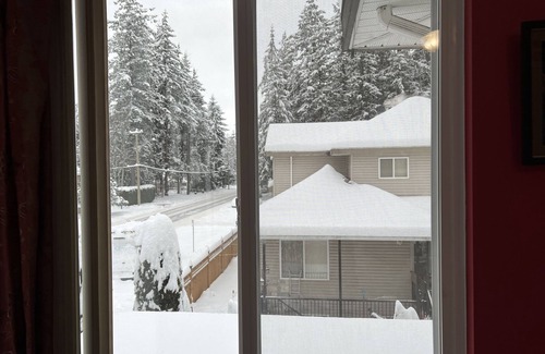 Fleetwood House | Vacation Rental Room in a Home nPrivate Bathroom nNo Airconnnn